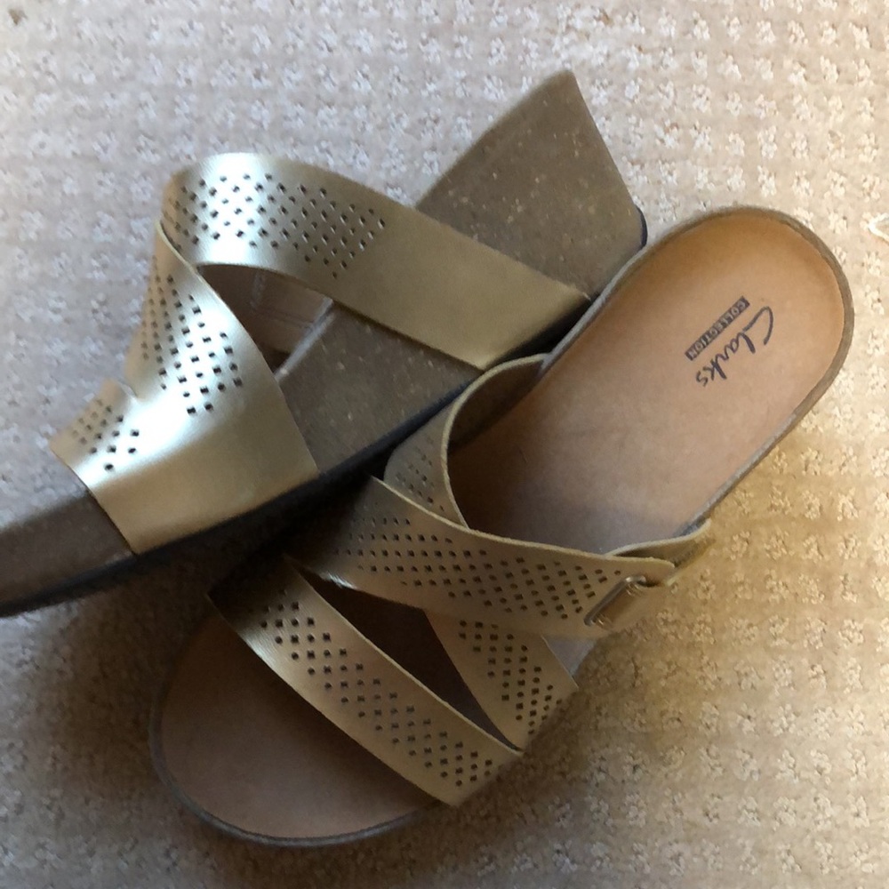 Clarks slide on platform shoes